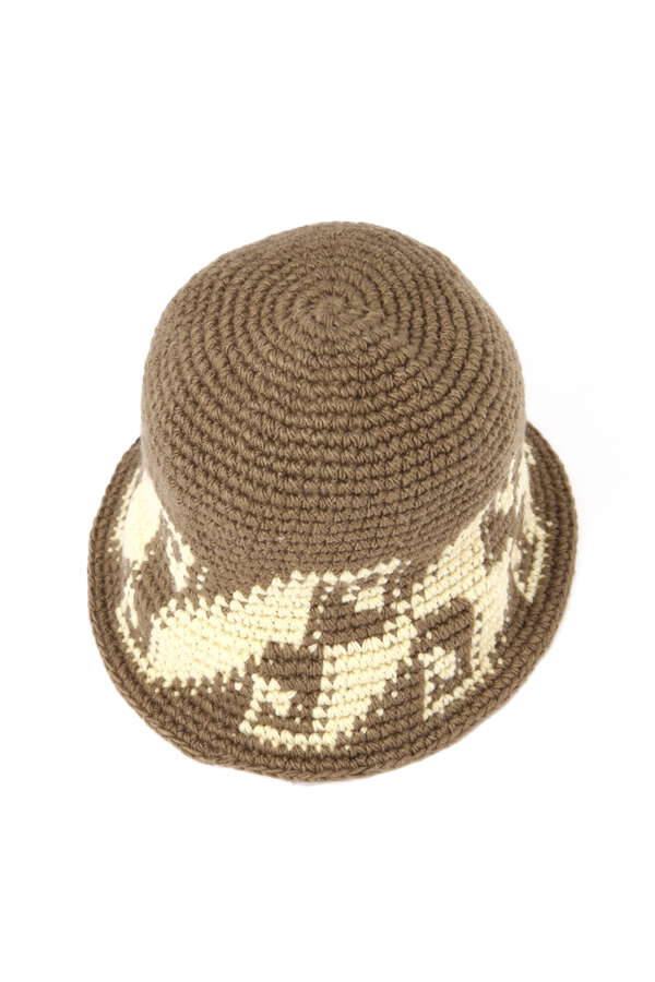 WAVES KNIT BUCKET HAT