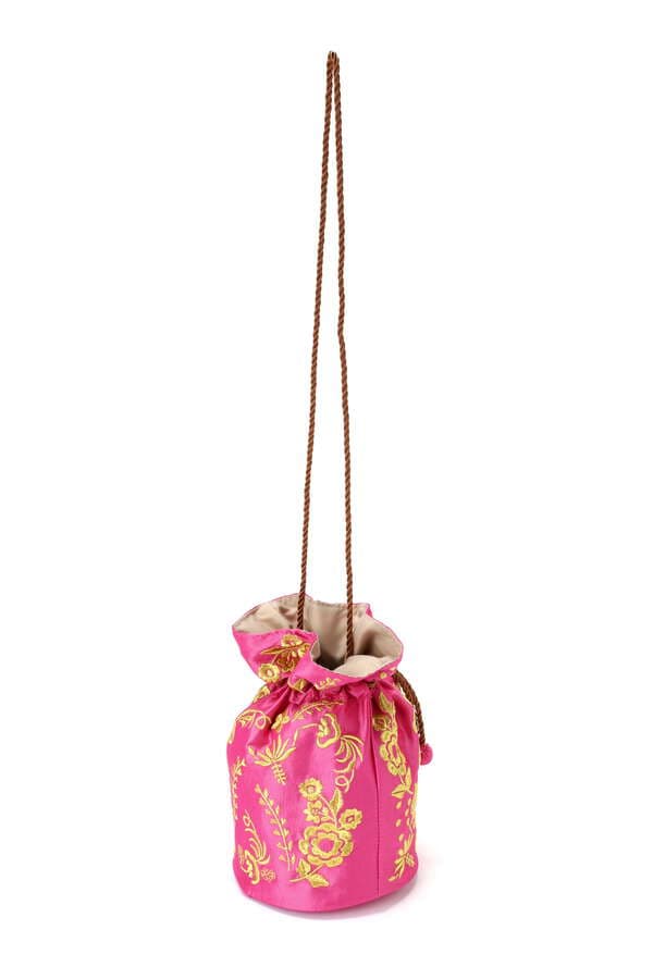 【送料無料HOT】えりちん様ご専用　ピンク小花&ホワイト蕾刺繍の大きな巾着バッグ　323 トートバッグ