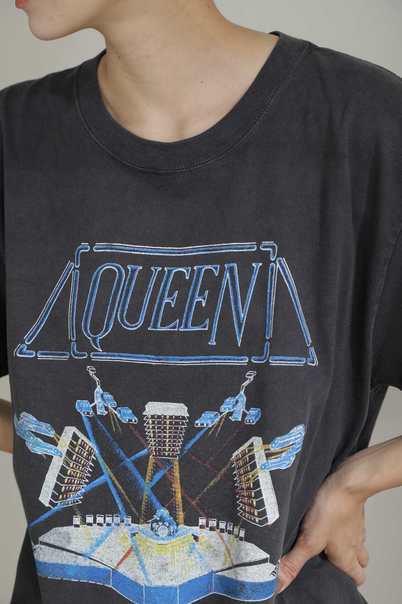 QUEENプリントTシャツ