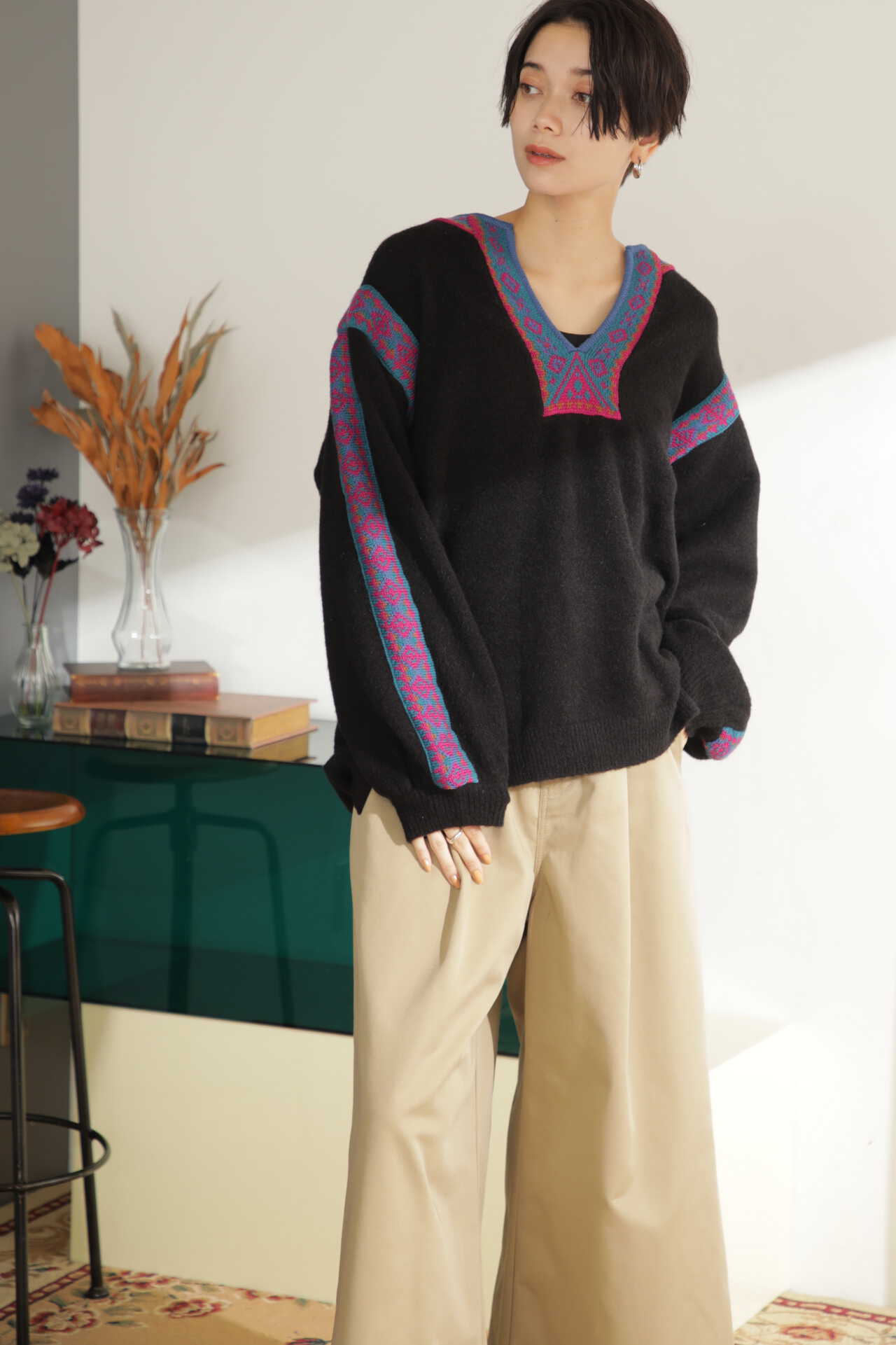 MIRROR MIRROR ON THE WALL】プリミティブ ニット (ブラック・ホワイト  