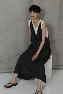 <肩紐のみROSE BUD限定ブラックカラー>リネンライクフリンジキャミワンピース
