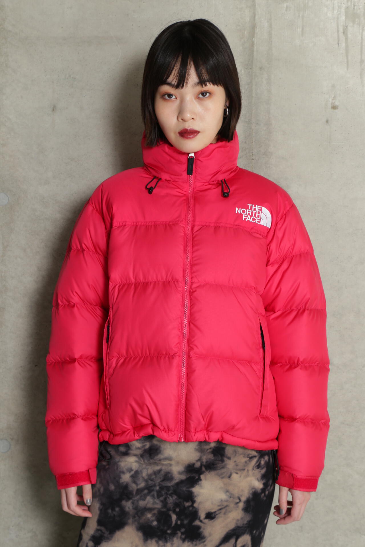 THE NORTH FACE】ショートヌプシジャケット (ブラック・レッド  