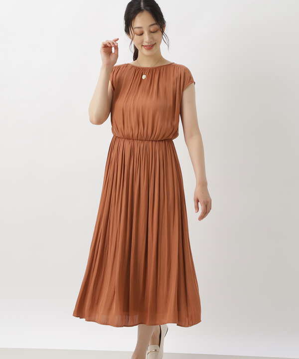 割繊サテンギャザーワンピース Natural Beauty Basic サンエービーディーオンラインストア Sanei Online Store
