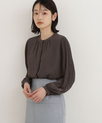 【Oggi10月号掲載】楊柳プリーツブラウス