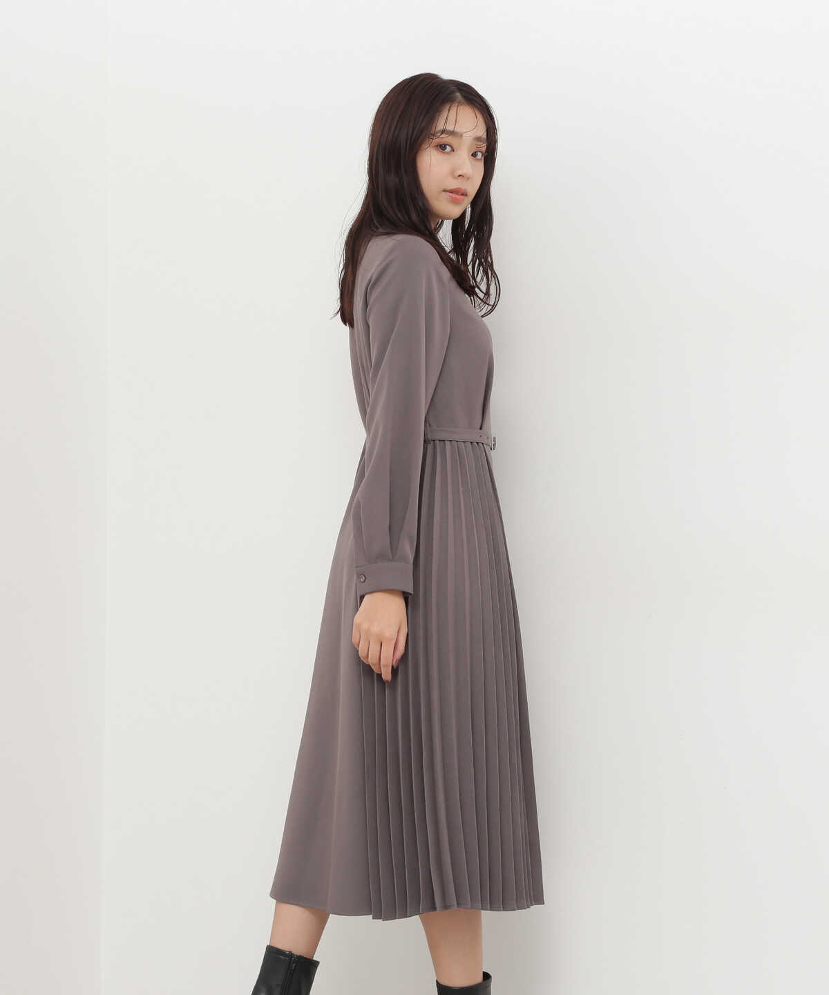 サイドプリーツワンピース ワンピース サンエービーディーオンラインストア Sanei Online Store