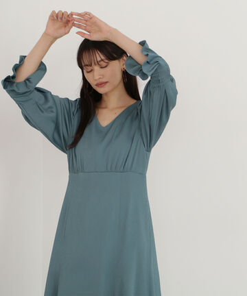【bdONLINE限定色：グリーン】ドビーサテンマトンスリーブワンピース