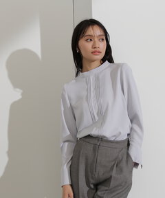 バンドカラーピンタックブラウス