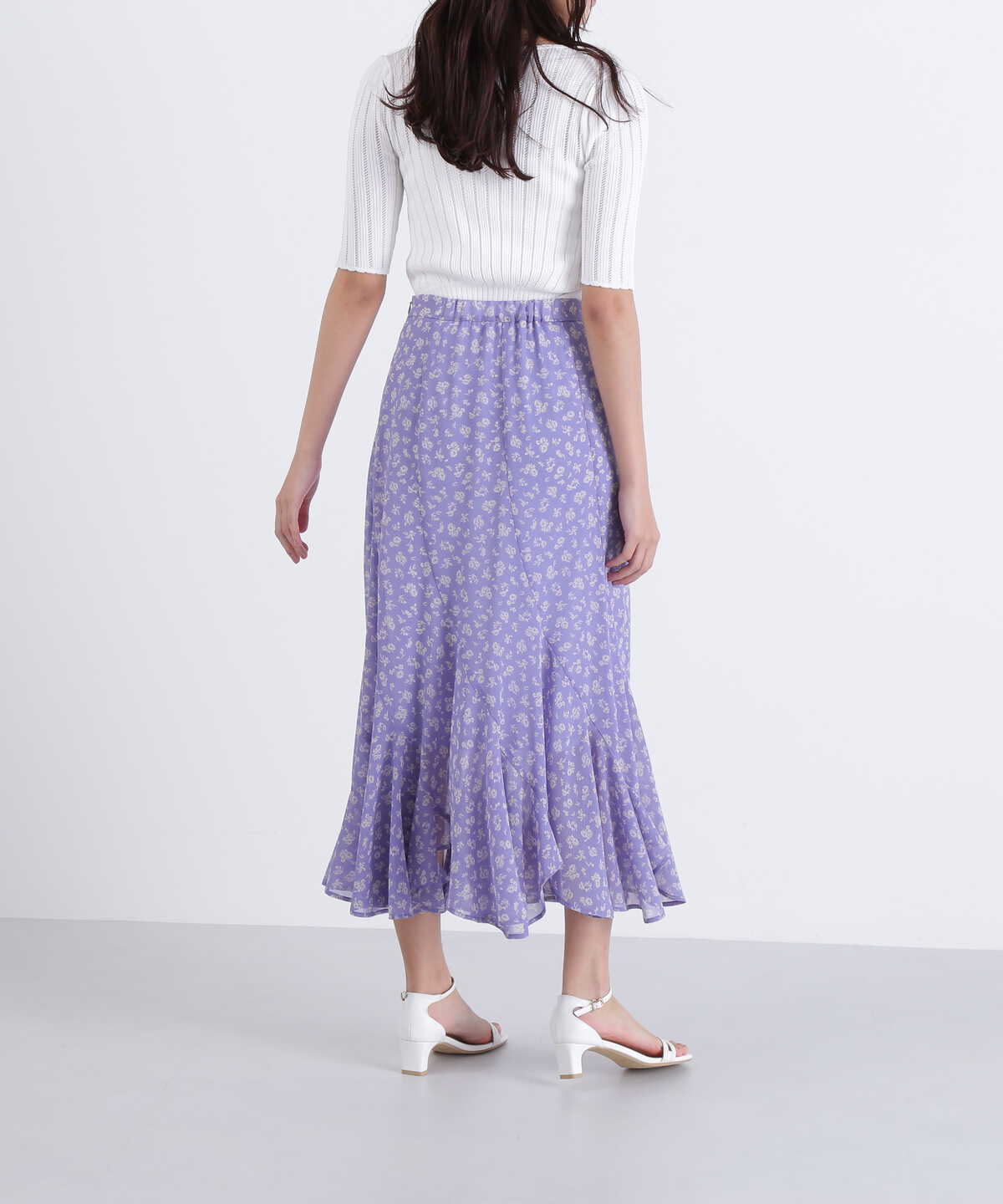 エスカルゴ花柄シフォンスカート