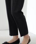 ＜シャークスキンセットアップシリーズ＞テーパードパンツ