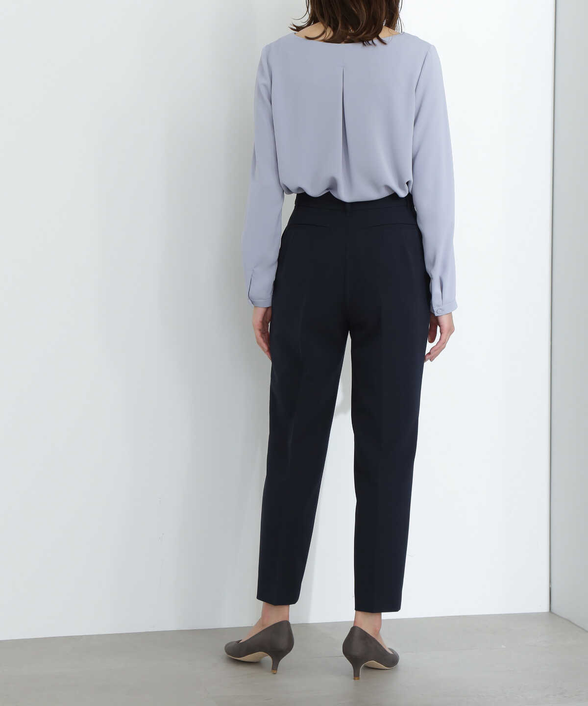 ＜ポリストレッチセットアップシリーズ＞テーパードパンツ