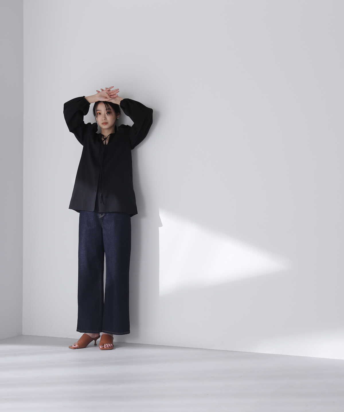 ストレートワイドデニムパンツ