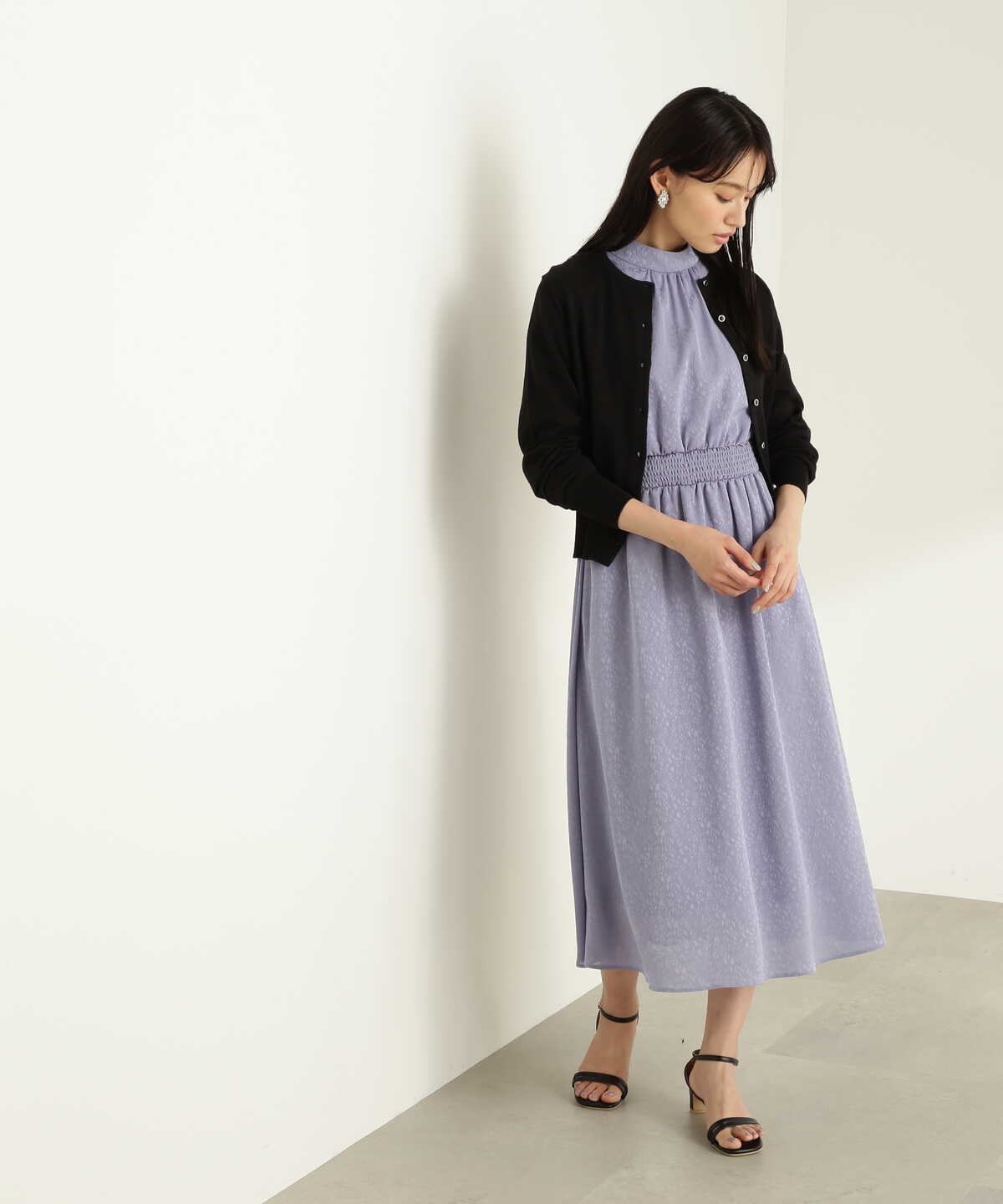 【bdONLINE限定色：ブルーラベンダー】ジャガードシャーリングワンピース