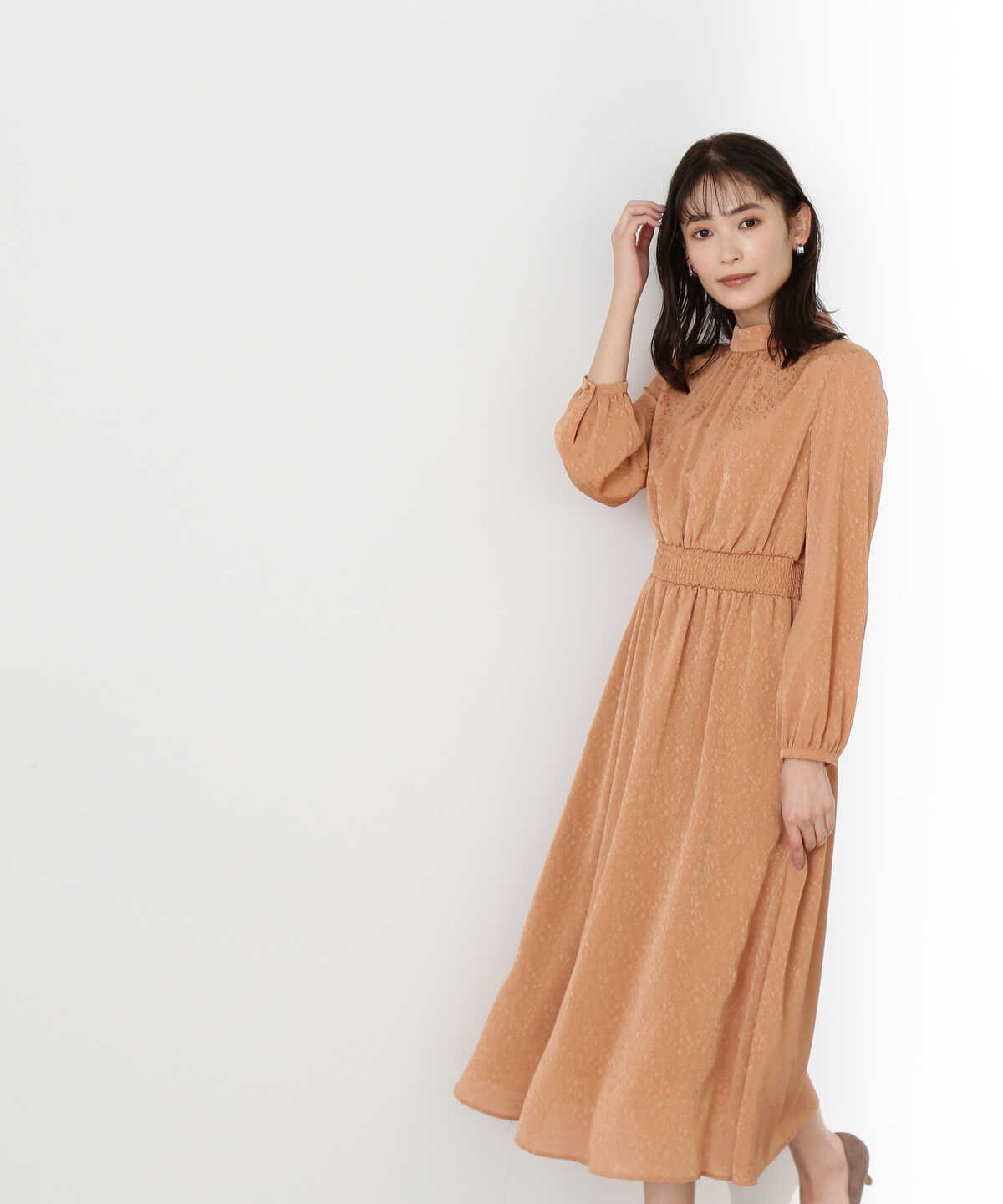 【bdONLINE限定色：ブルーラベンダー】ジャガードシャーリングワンピース