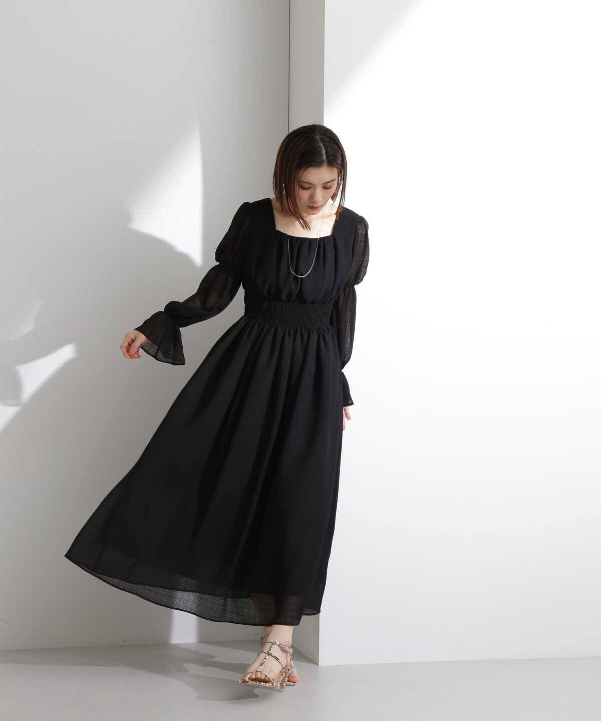 【京都ポルタ店・bdONLINE限定色：ピンク】スクエアネックシャーリングワンピース