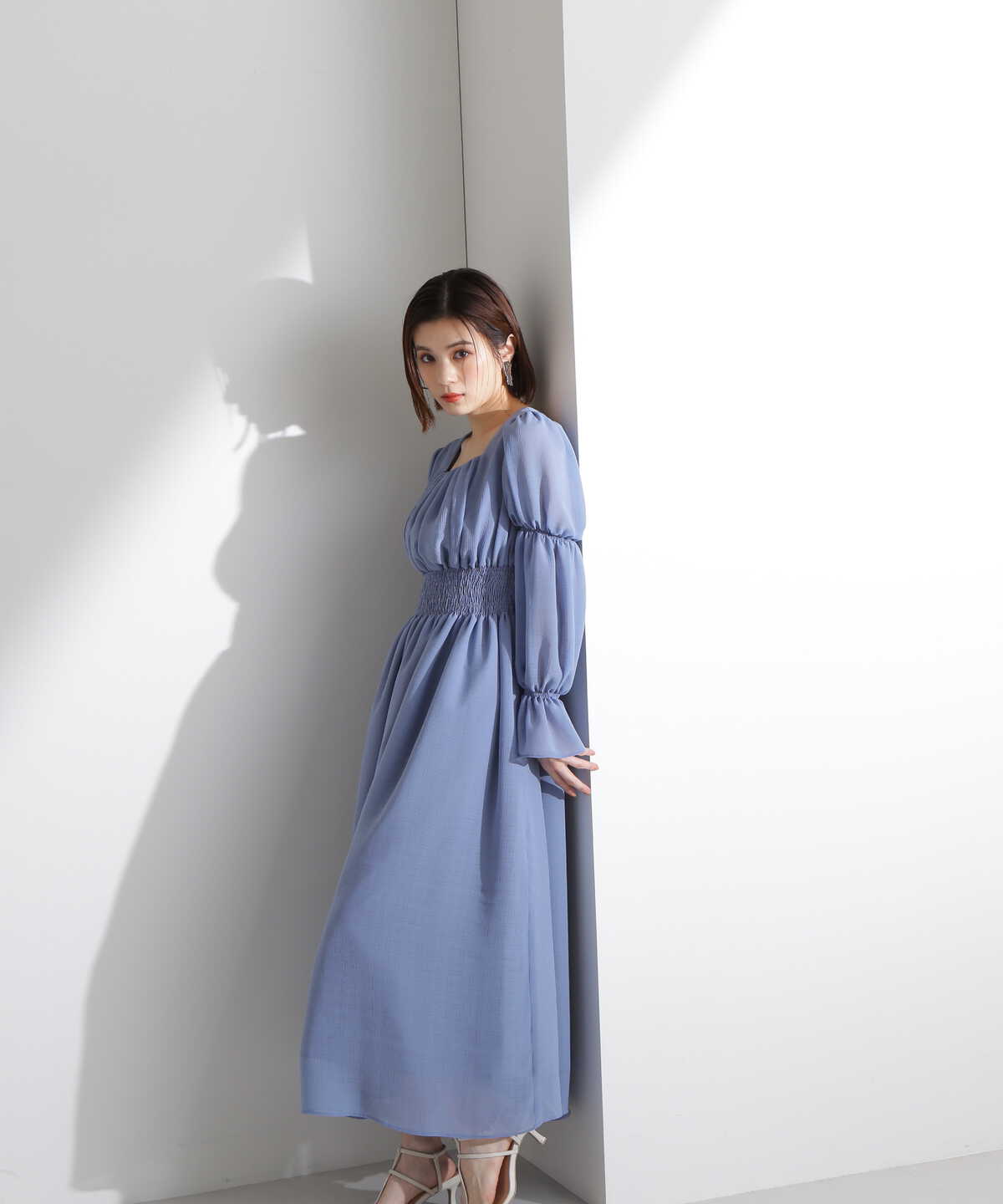 【京都ポルタ店・bdONLINE限定色：ピンク】スクエアネックシャーリングワンピース