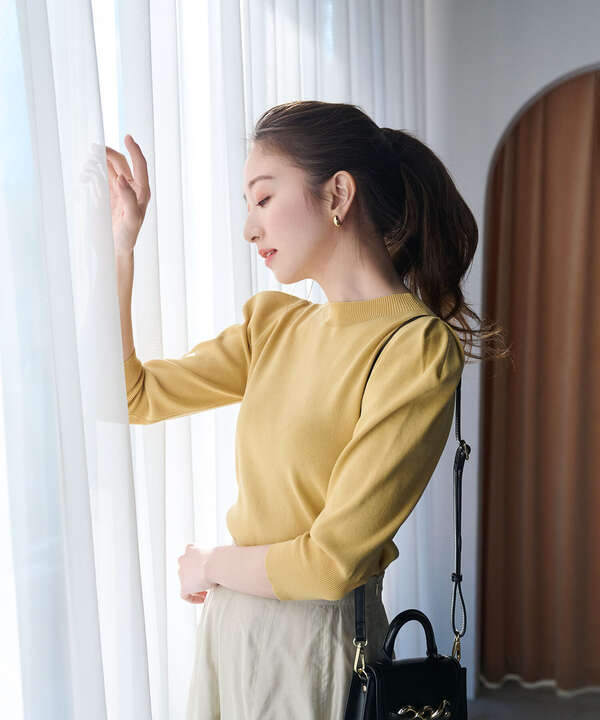 フォルムスリーブニット