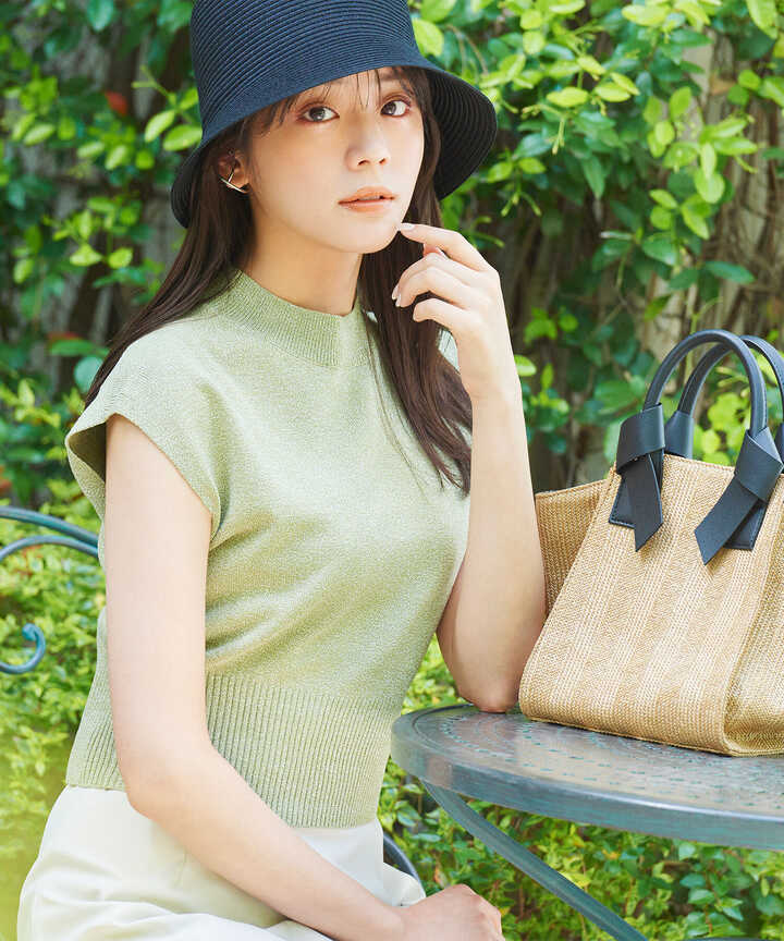 ライトグリーン