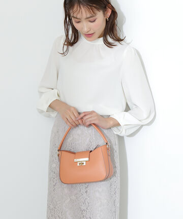 ハーフムーンミニショルダーバッグ