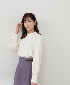 タックスタンドネックブラウス