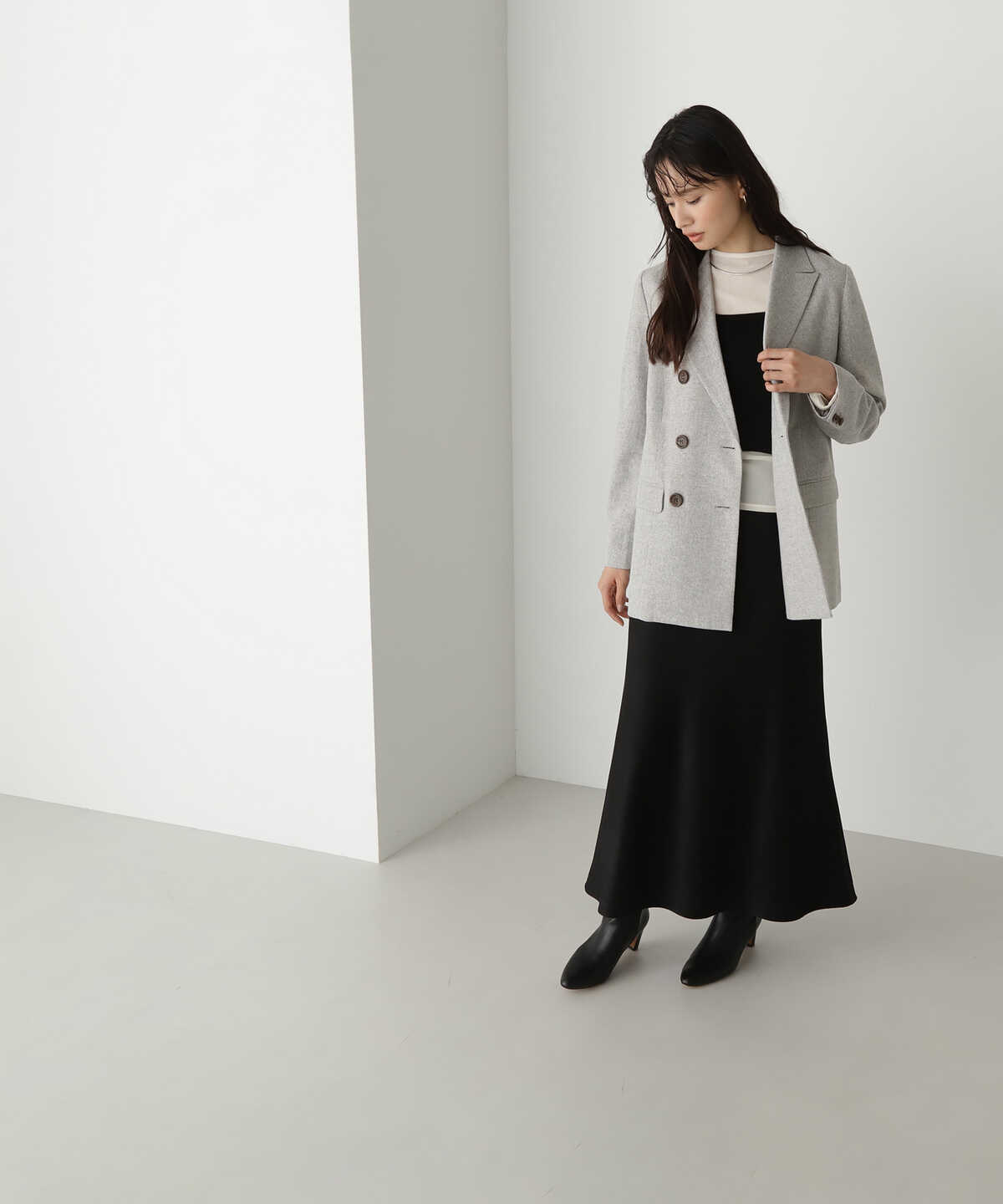 【SPRiNG11月号掲載】シンプルサテンナロースカート