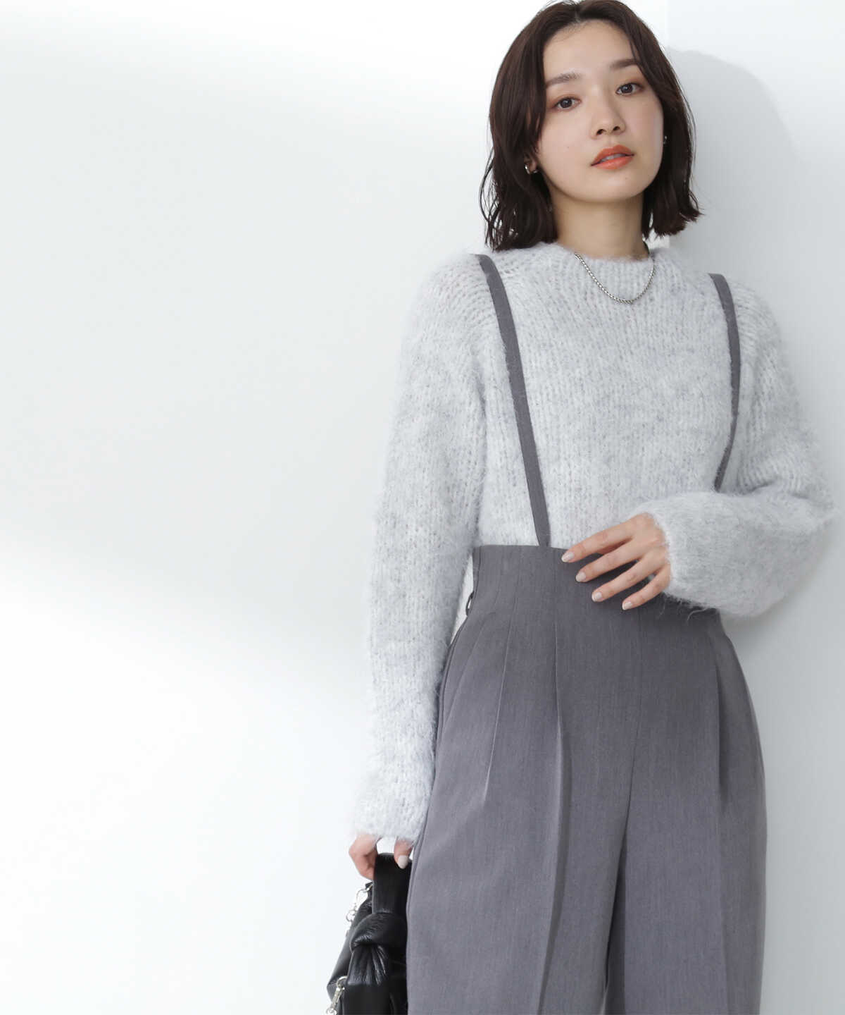 ストラップハイウエストワイドパンツ
