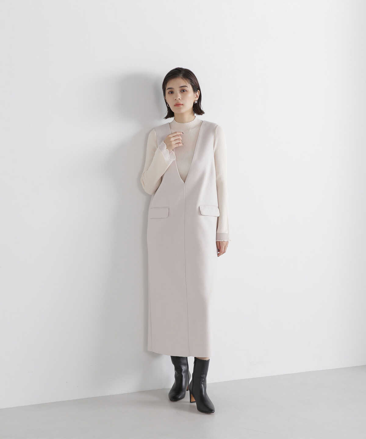 【追加生産予約12月中旬-下旬入荷予定】【Oggi掲載】Vネックストレートジャンスカ