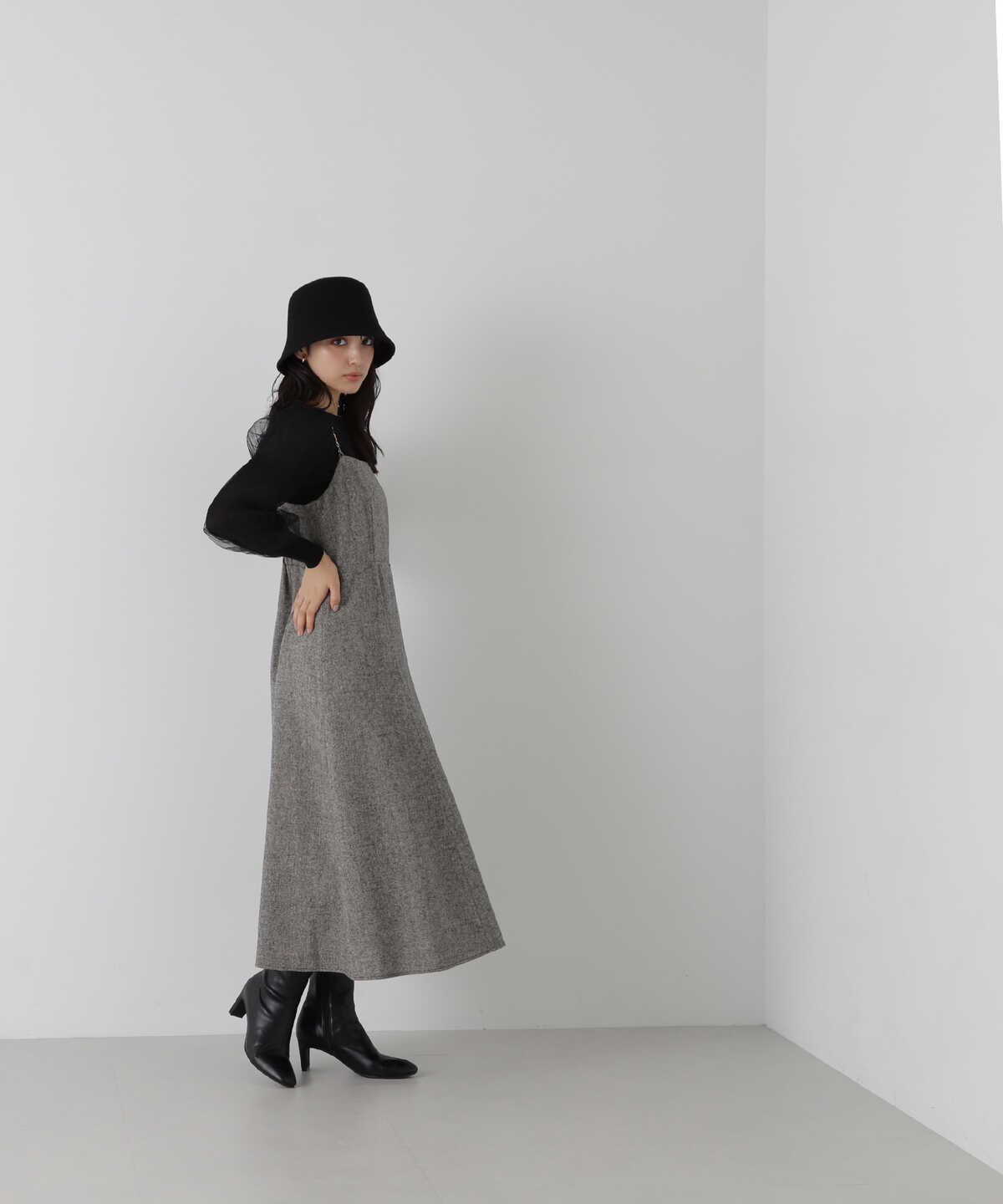 【美人百花12月号掲載】チェーンストラップキャミワンピース
