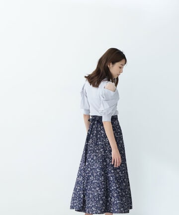 【official site 限定色:ネイビーベース】アートフラワーフレアスカート
