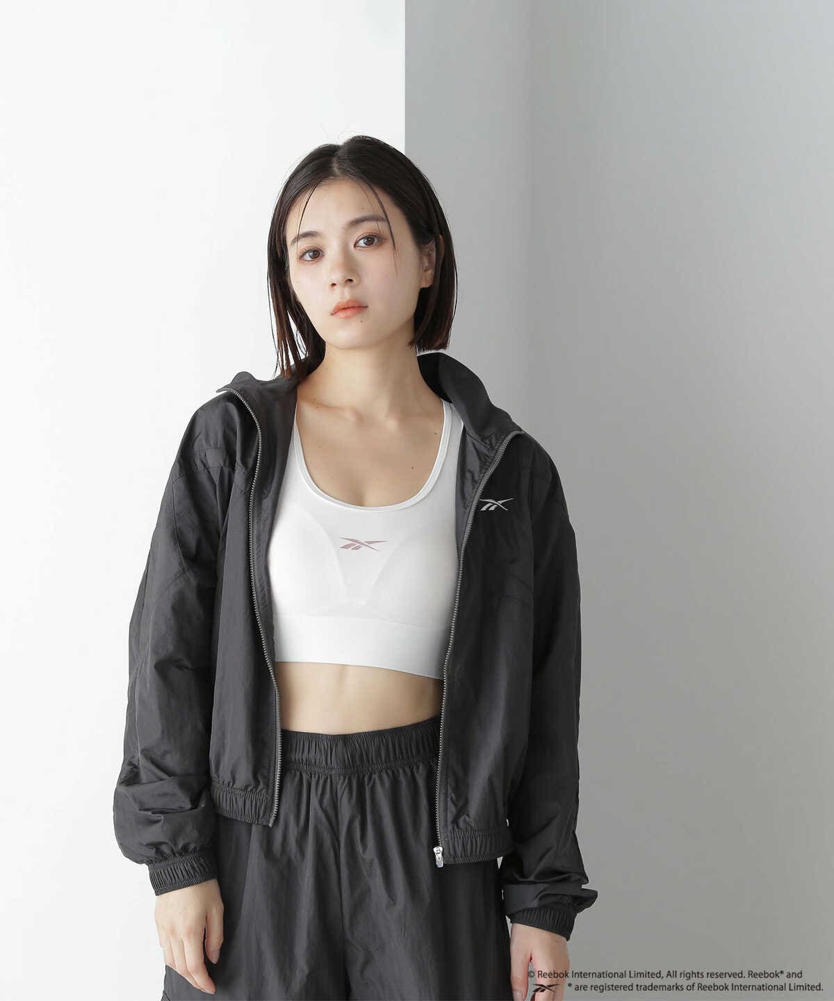 安い reebok ブルゾン