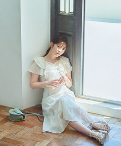 【美人百花6月号掲載 休井美郷さん着用商品】【鈴木愛理さん着用商品】バックリボンラッフルブラウス WEB限定：ライトブルー