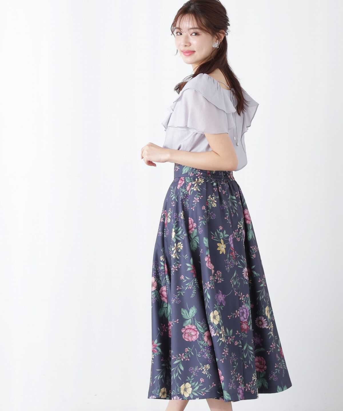 【美人百花6月号掲載 休井美郷さん着用商品】【鈴木愛理さん着用商品】バックリボンラッフルブラウス WEB限定：ライトブルー
