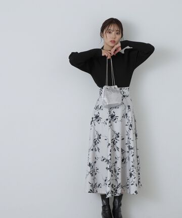 【先行予約10月下旬-11月上旬入荷予定】モノトーンフラワーフレアースカート