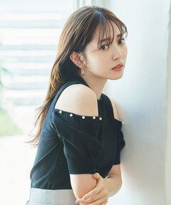 【鈴木愛理さん着用】2Wayパールスリーブニット