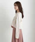 アイレットショート丈ニット