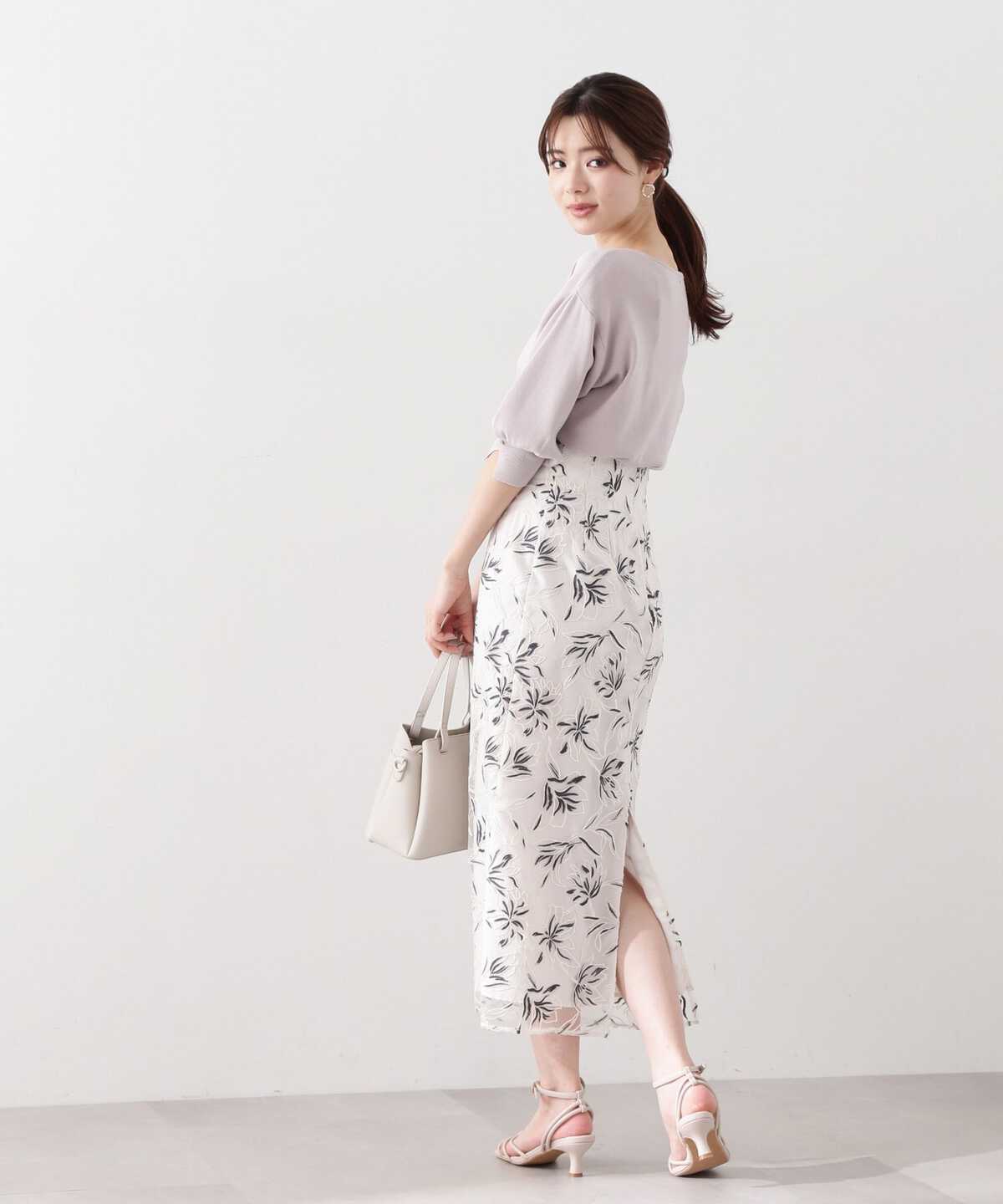 フラワーオーガン刺繍タイトスカート | PROPORTION BODY DRESSING 