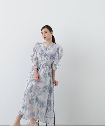 シマーフラワープリントワンピース