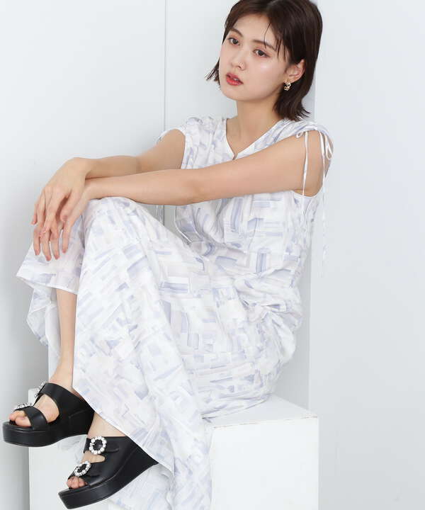 アブストラクトプリントワンピース　WEB限定カラー：グリーン