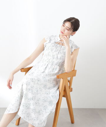 【先行予約5月中旬-5月下旬入荷予定】ラインフラワープリントワンピース　WEB限定カラー：ホワイトグリーン