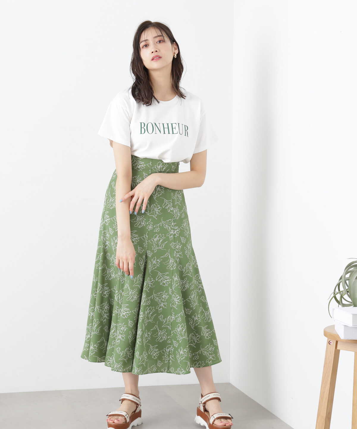 カラーロゴTシャツ