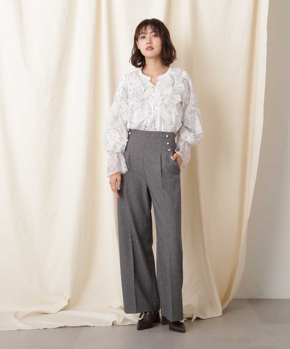 センタープレスワイドパンツ