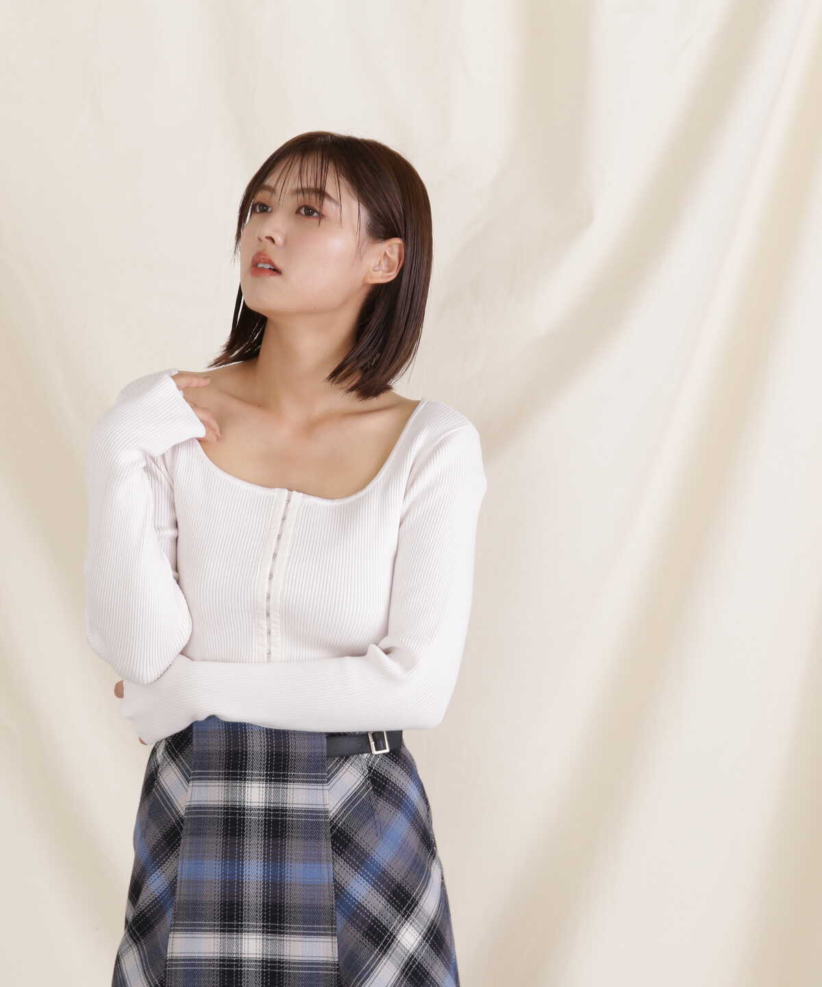 フロントホックニット