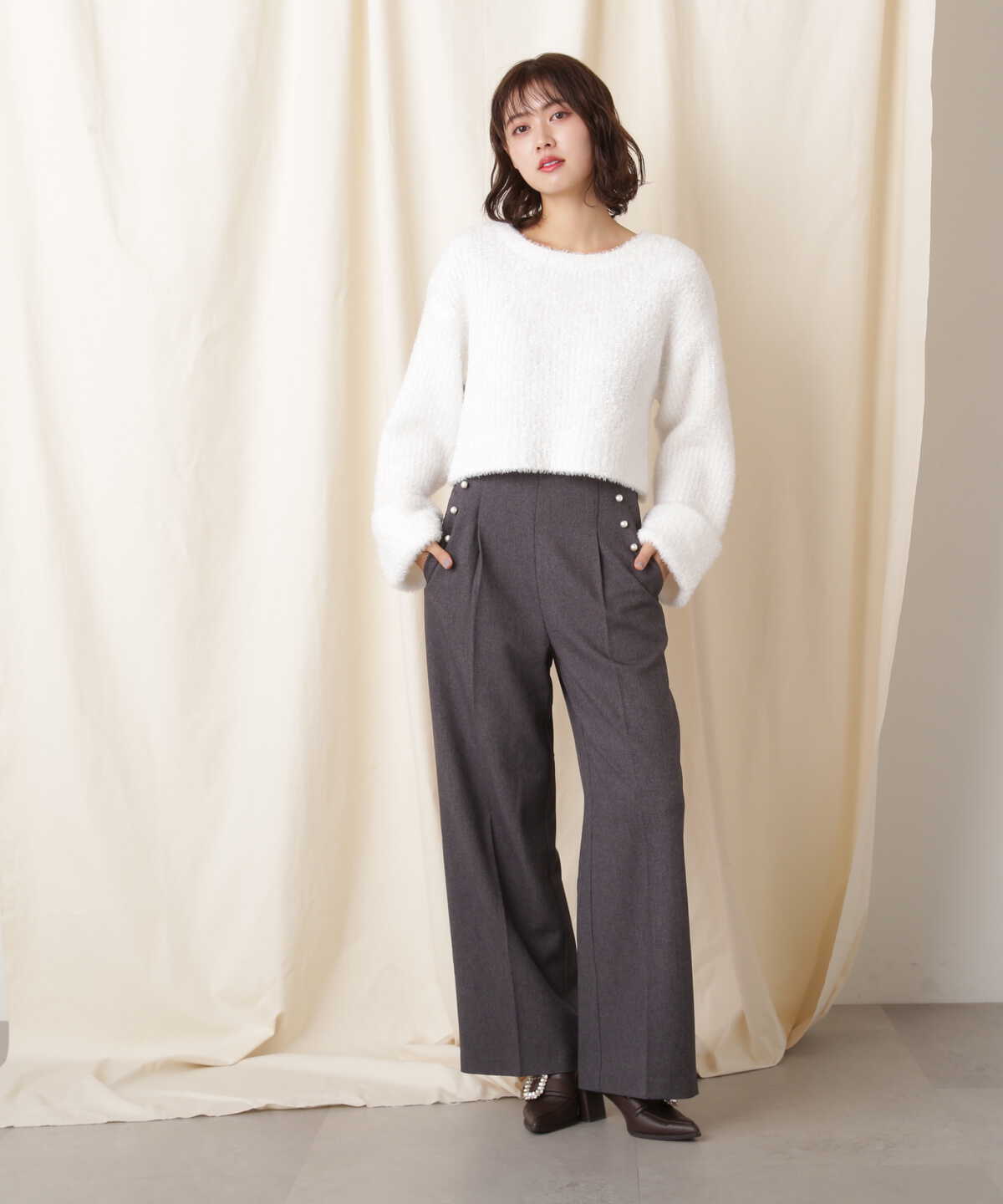  【先行予約12月上旬-12月中旬入荷予定】フィルムラメバックリボンニット