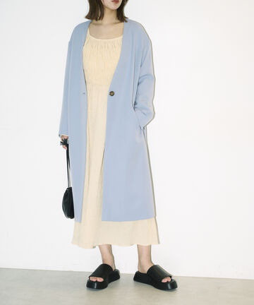 Vノーカラーコート