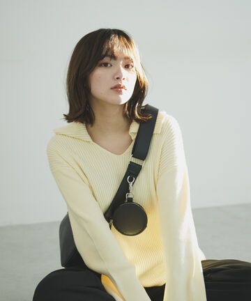 ビッグカラールーズニット