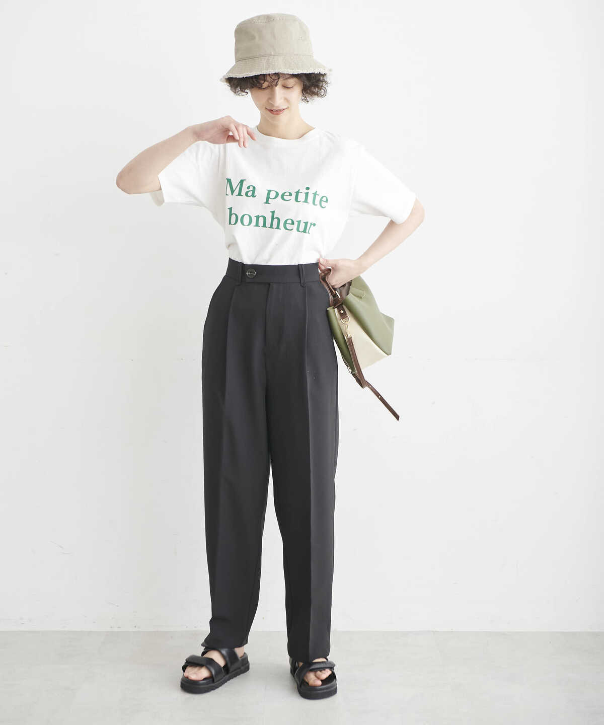 センタープレスペグトップパンツ