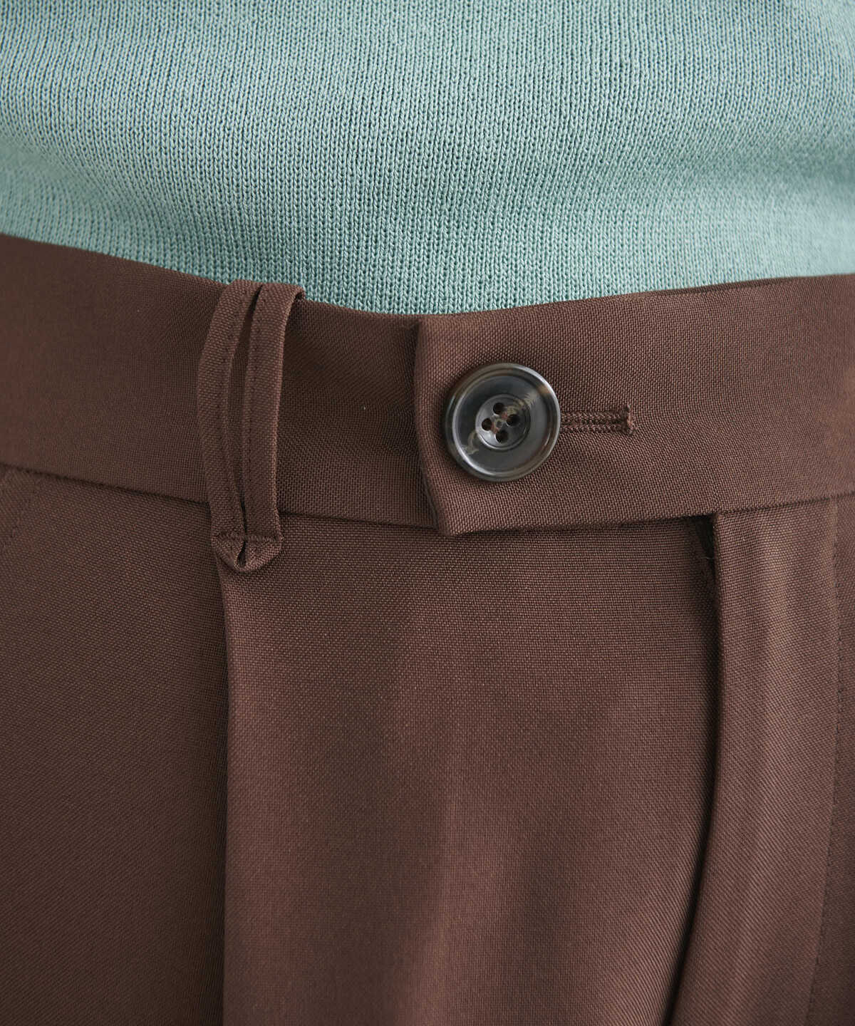 センタープレスペグトップパンツ
