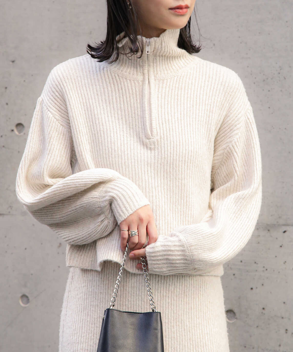 ハーフジップニット×ナロースカートセットアップ