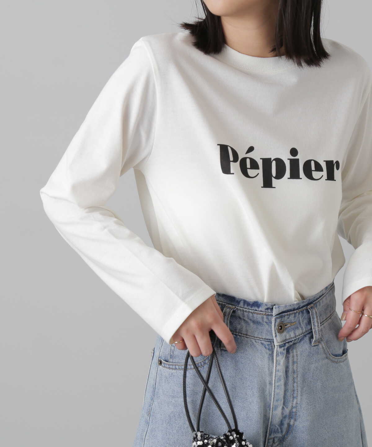 ロゴロングTシャツ