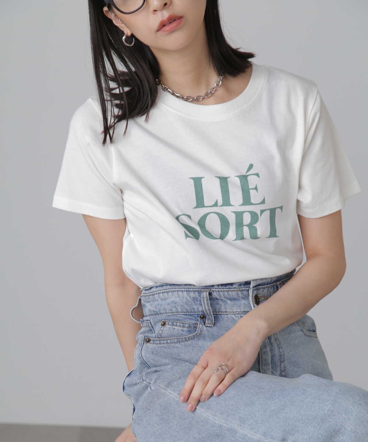 ロゴTシャツ