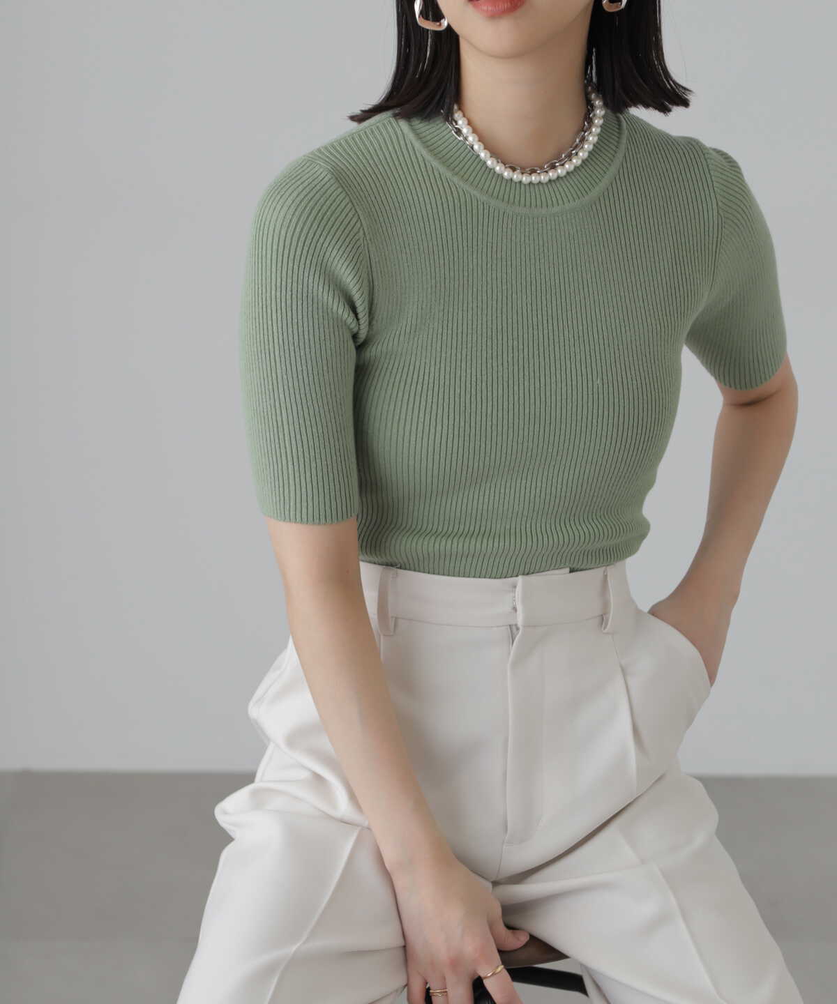 洗える］マシンウォッシャブルリブハイネック5分袖ニット | FREE 